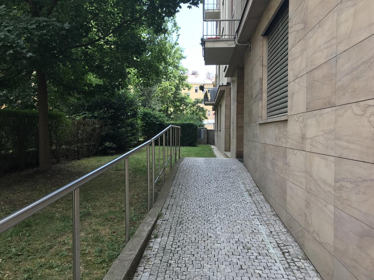 פראג Beautiful Apartment In Central Residence מראה חיצוני תמונה