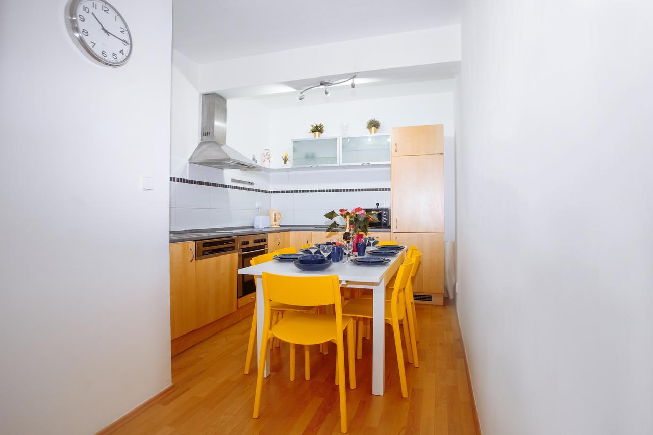 פראג Beautiful Apartment In Central Residence מראה חיצוני תמונה