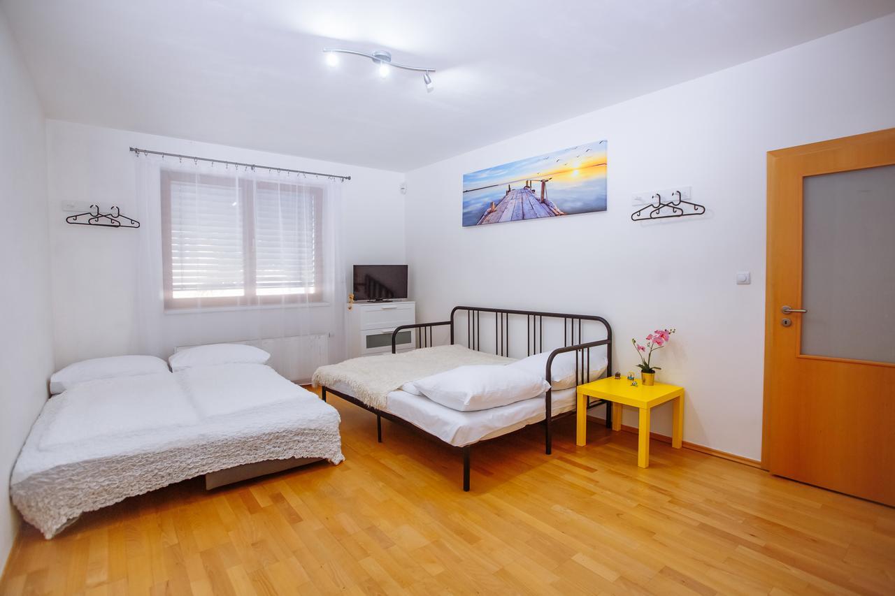 פראג Beautiful Apartment In Central Residence מראה חיצוני תמונה