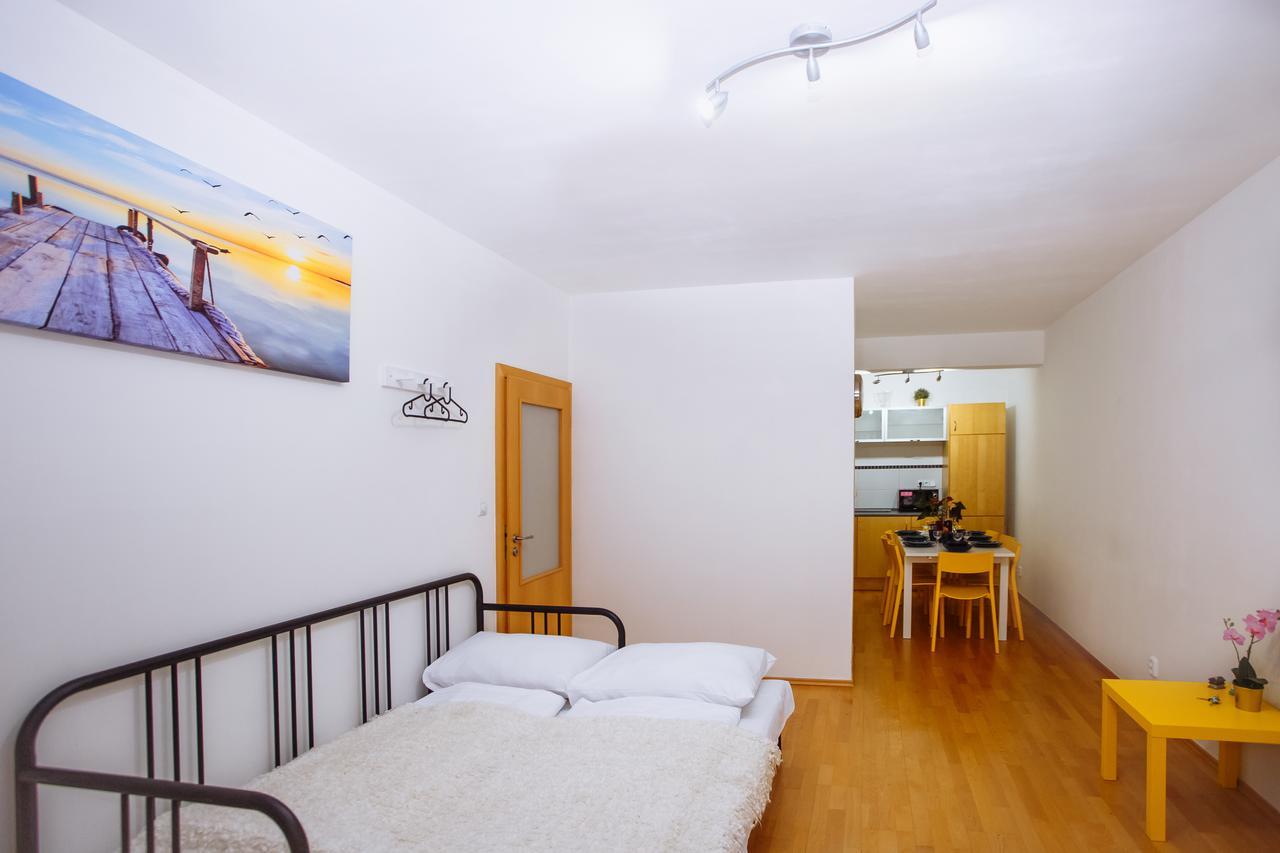 פראג Beautiful Apartment In Central Residence מראה חיצוני תמונה